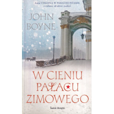 W cieniu Pałacu Zimowego