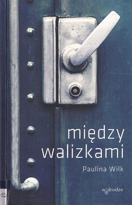 Między walizkami