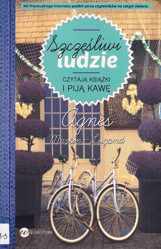 Szczęśliwi ludzie czytają książki i piją kawę