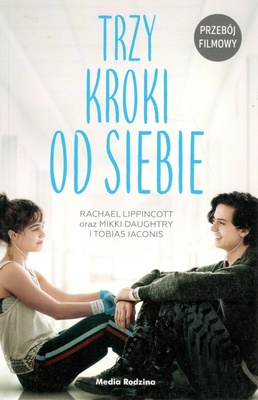 Trzy kroki od siebie